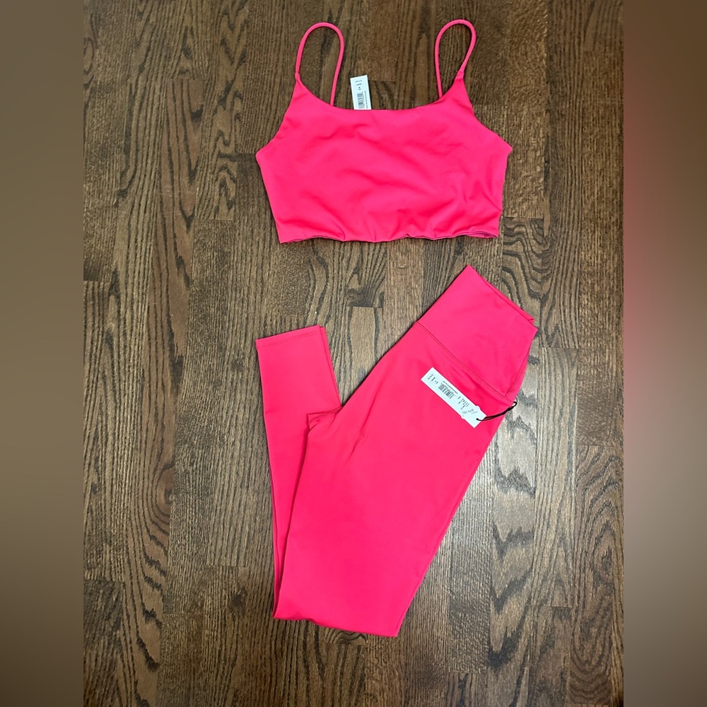 ✨ Alice + Olivia Wild Pink Activewear Set – Bra M + Leggings S✨